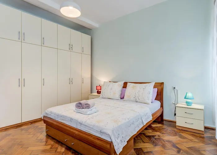 Apartment Diocletian's Corner, Three Bedroom *