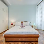 Diocletian's Corner, Three Bedroom Apartment Split