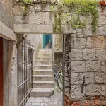 Diocletian's Corner, Three Bedroom