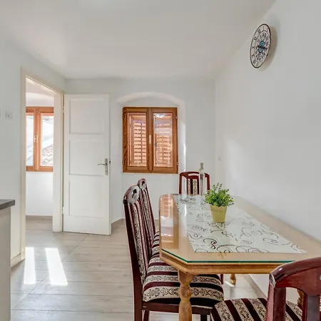 Diocletian's Corner *