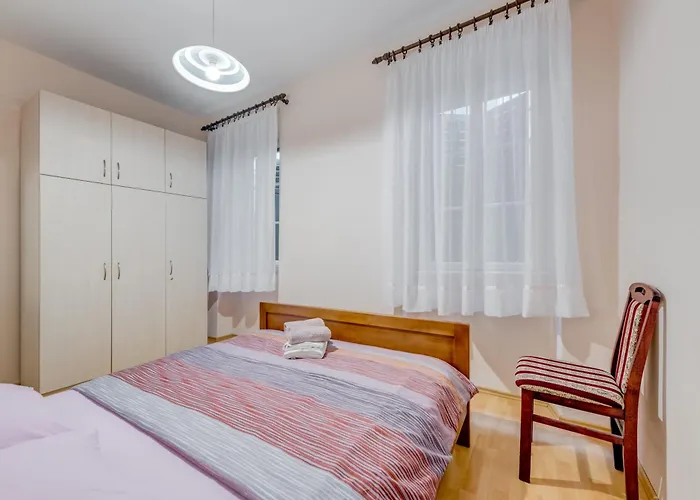 Diocletian's Corner, Three Bedroom *