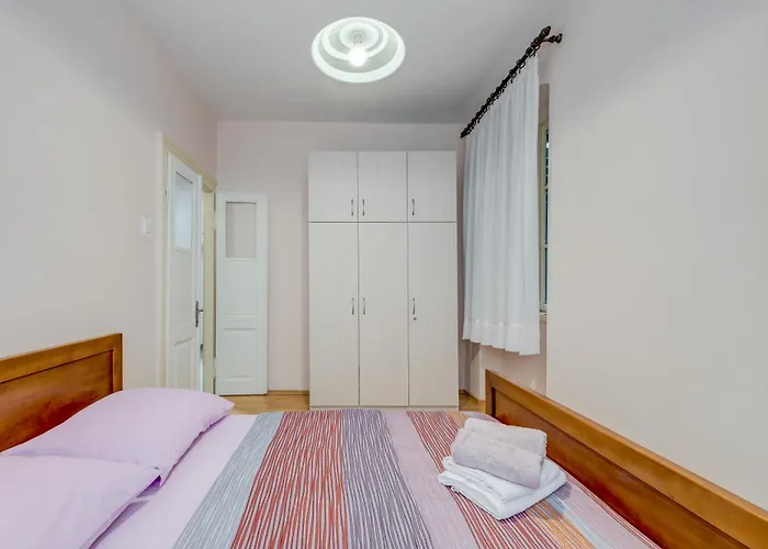 Diocletian's Corner, Three Bedroom Apartment