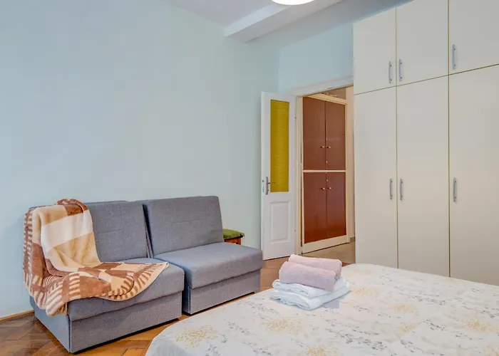 Apartment Diocletian's Corner, Three Bedroom *